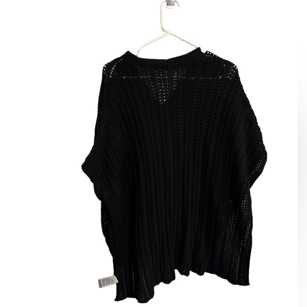 - NWT Gap cover up - Picture 2 of 7